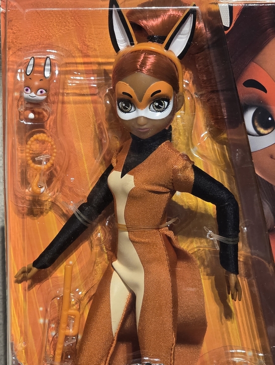 "Miraculous" Rena Rouge Doll - Picture 2 of 3